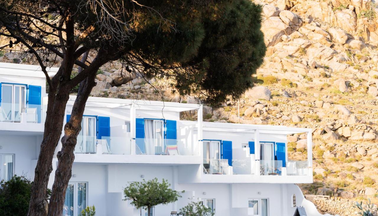 Rhenia Hotel Túrlosz Kültér fotó